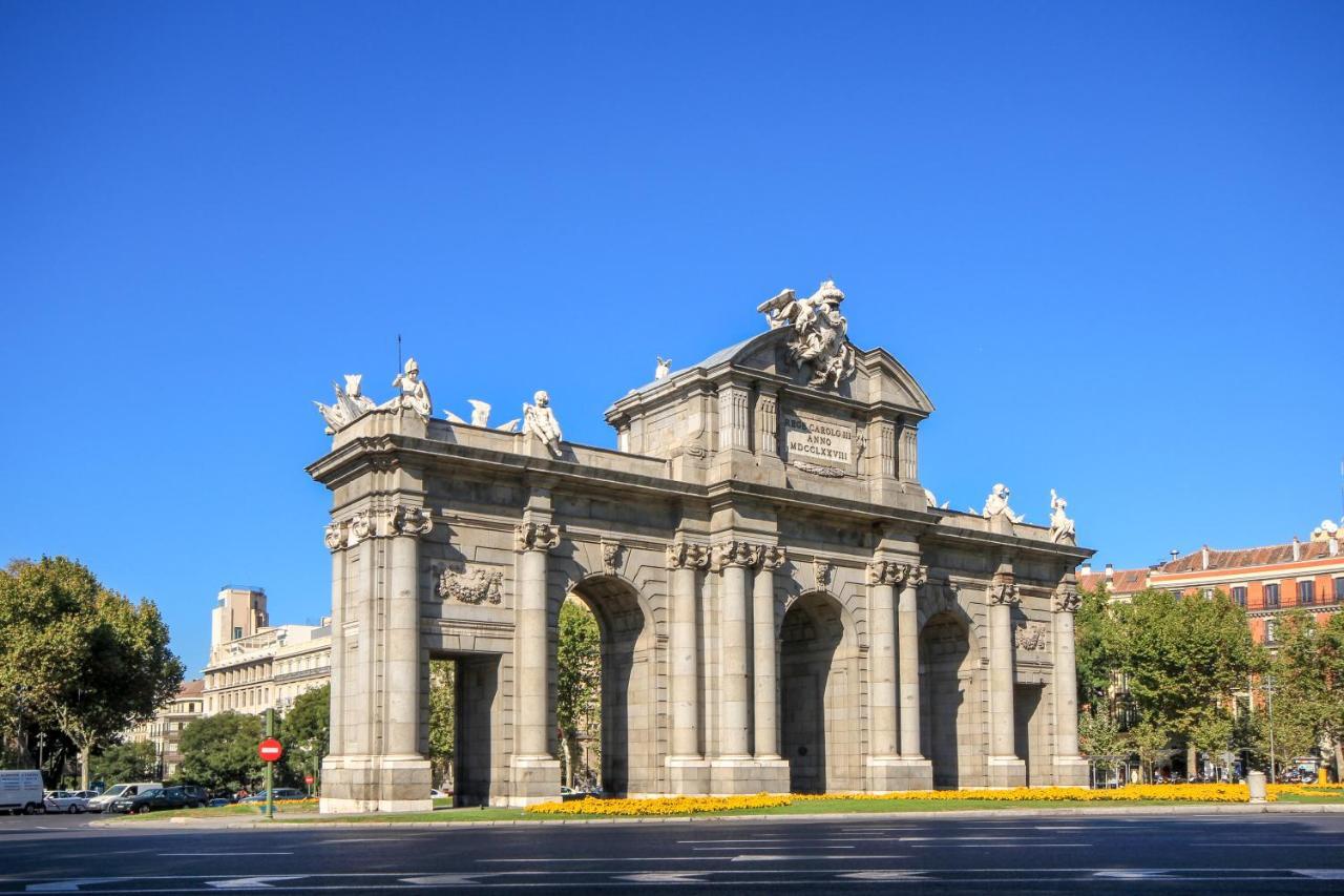 Luxury Belmont Puerta Del Sol Apartment Madrid Ngoại thất bức ảnh