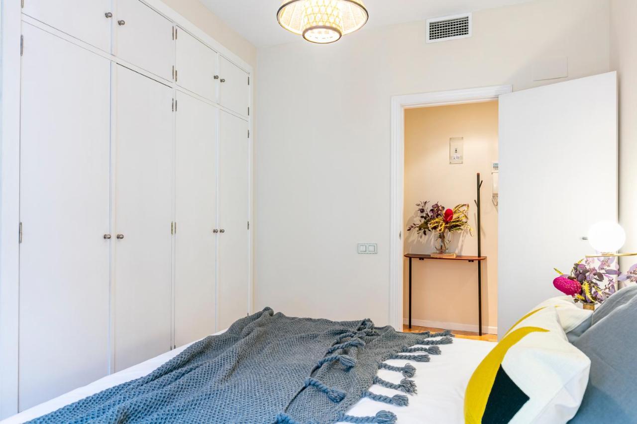 Luxury Belmont Puerta Del Sol Apartment Madrid Ngoại thất bức ảnh
