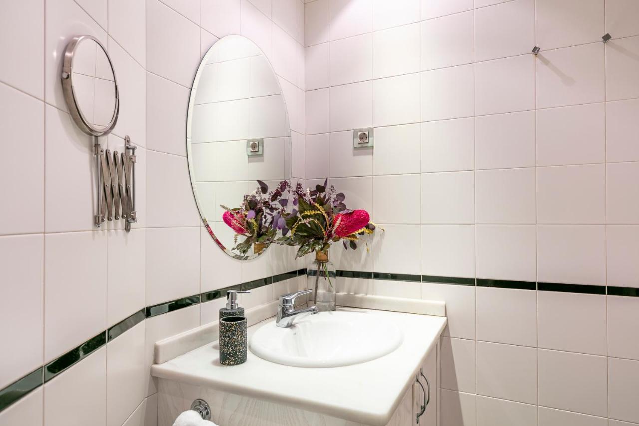 Luxury Belmont Puerta Del Sol Apartment Madrid Ngoại thất bức ảnh